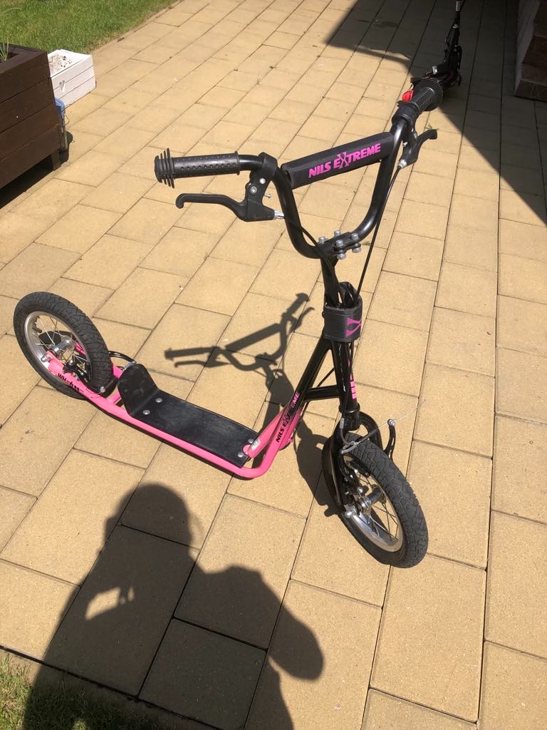 Kolobežka NILS EXTREME