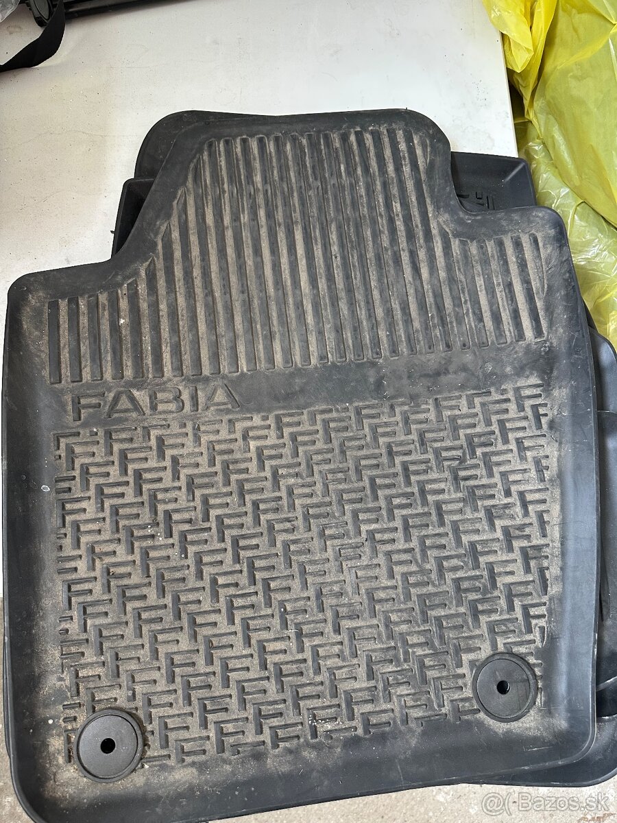 Predám zimné koberce SKODA FABIA 2017