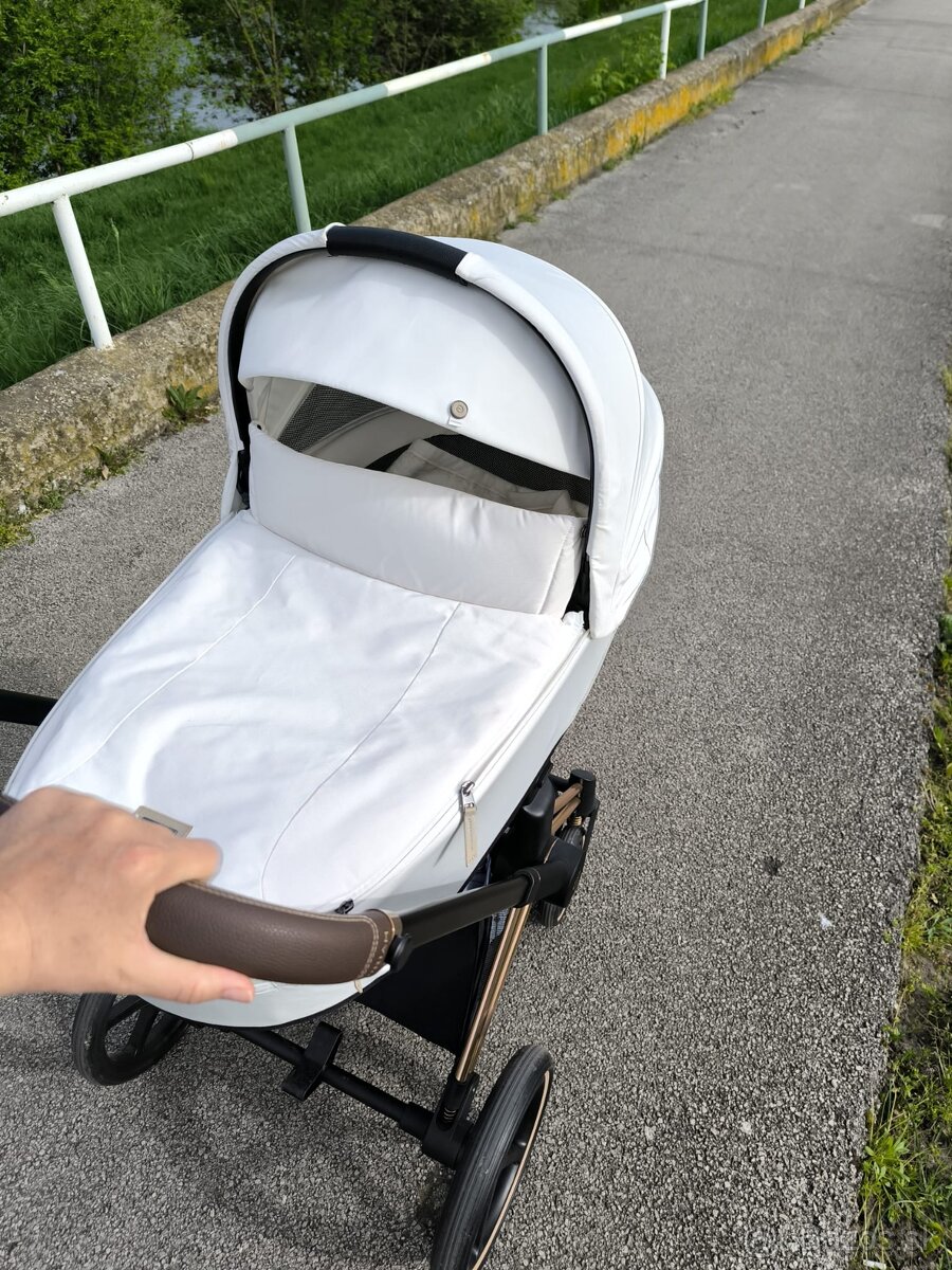Vanička Cybex Priam Lux Cerry Cot Off White