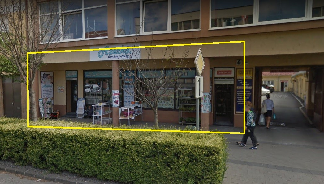 PRENÁJOM - OBCHODNÝ PRIESTOR 220 m2 v centre mesta HLOHOVEC