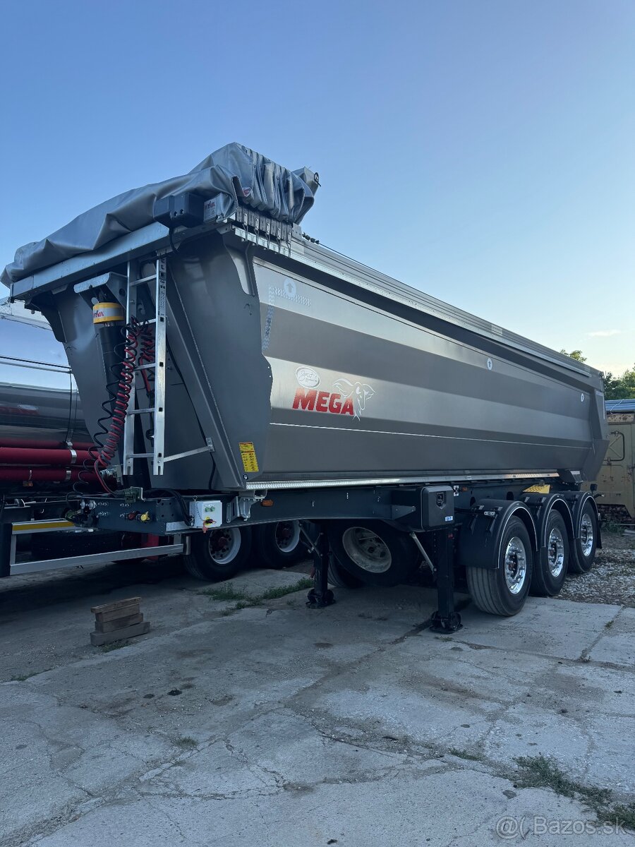 Náves Mega Hardox