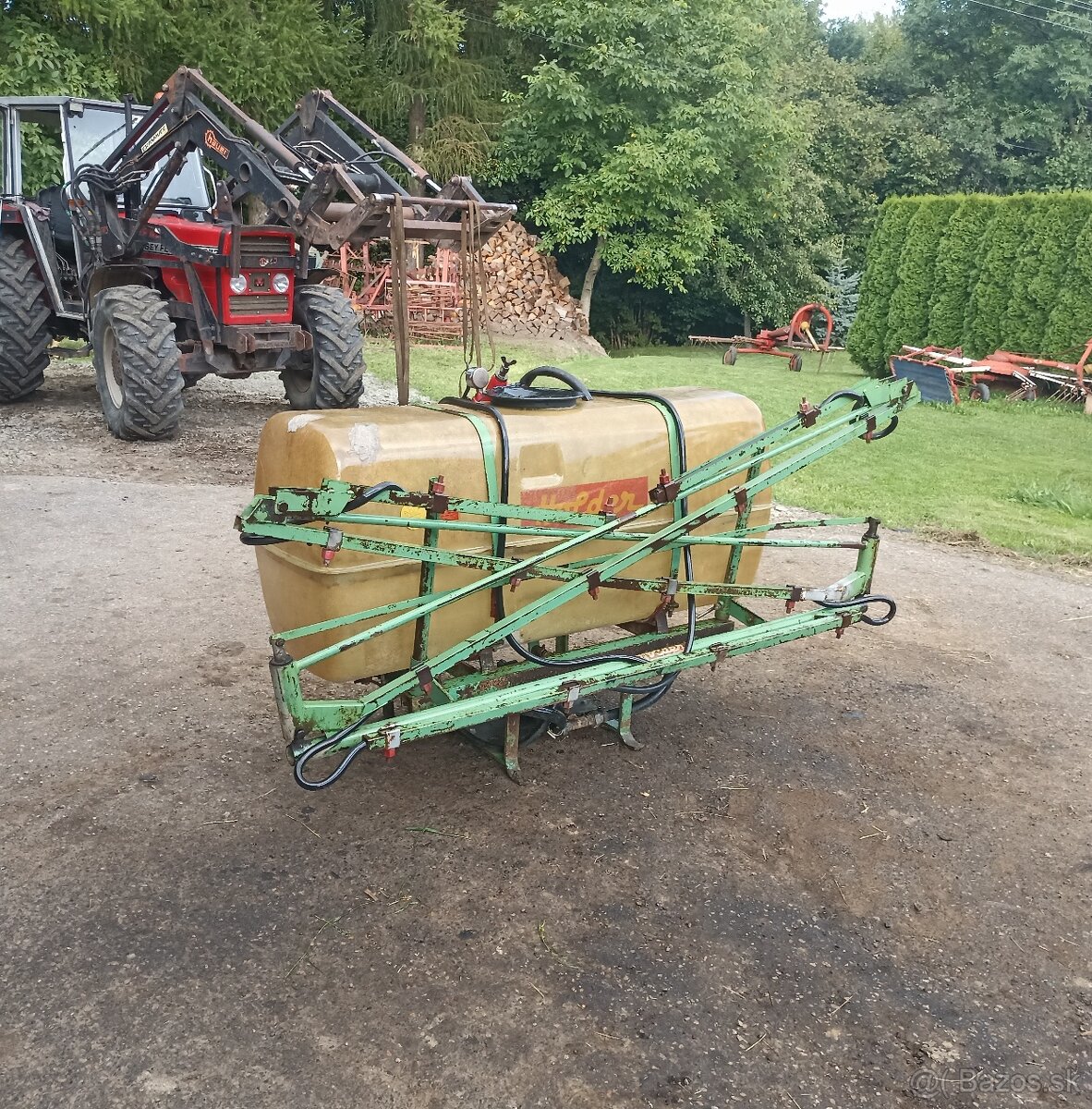 Postrekovač Holder 400L