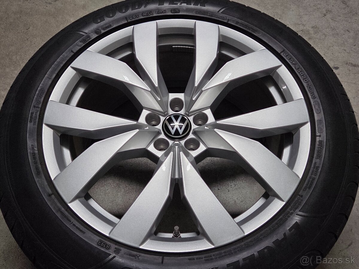 20" VW Touareg + new Goodyear