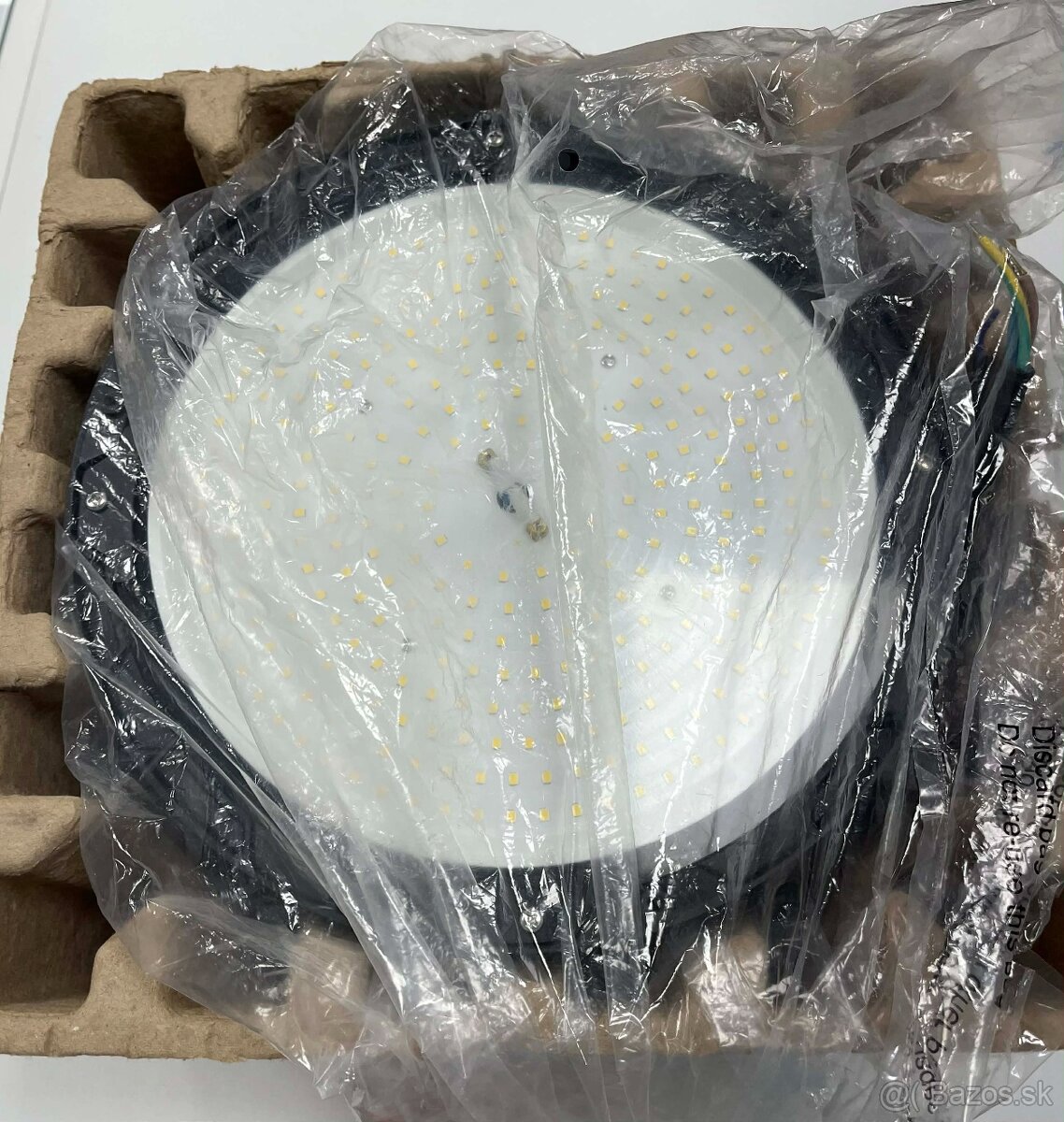 Závesné led svetlo 200 W - 4000K