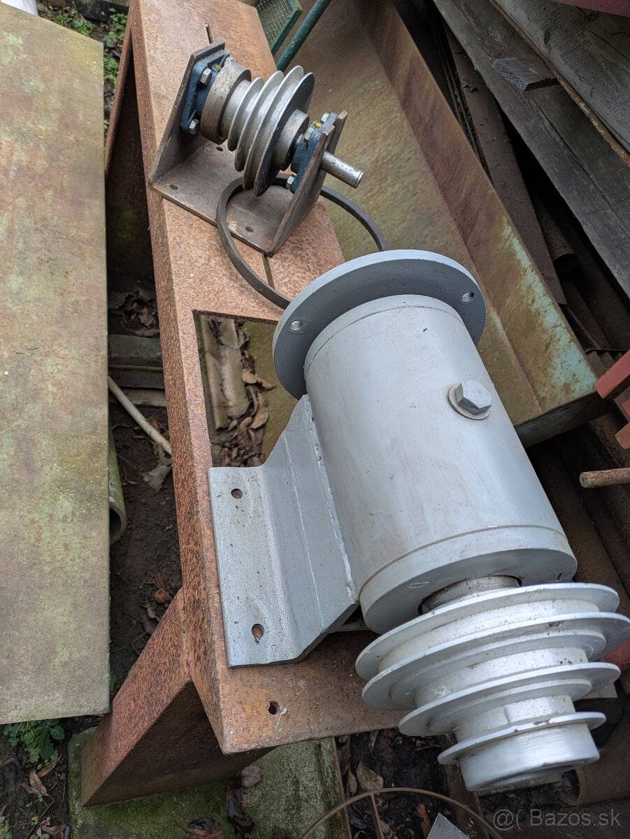 Sústruh na drevo, točovka