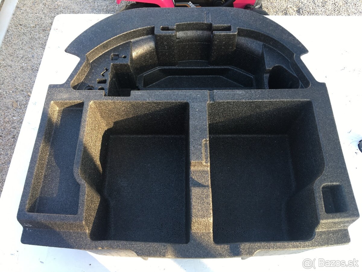 Výplň rezervy škoda superb3