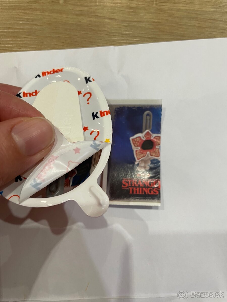 Stranger things Kinder Joy