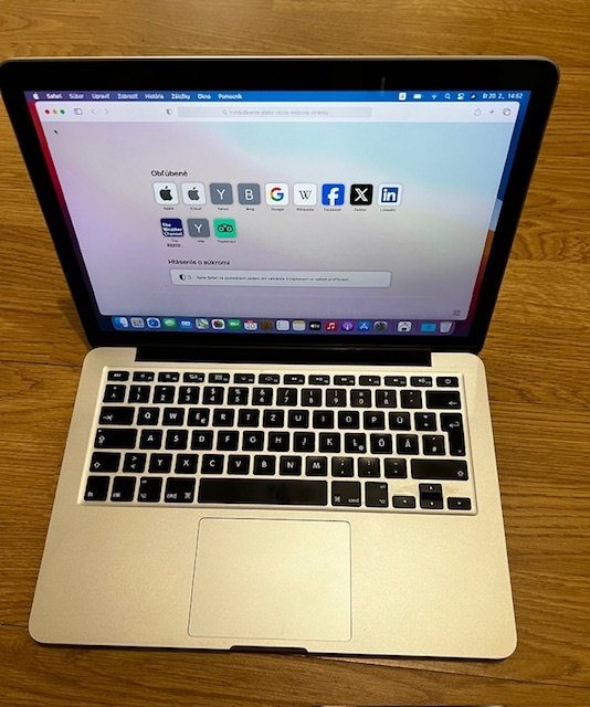 Apple iMac 21" veria Slim +klavesnica + Magic Trackpad