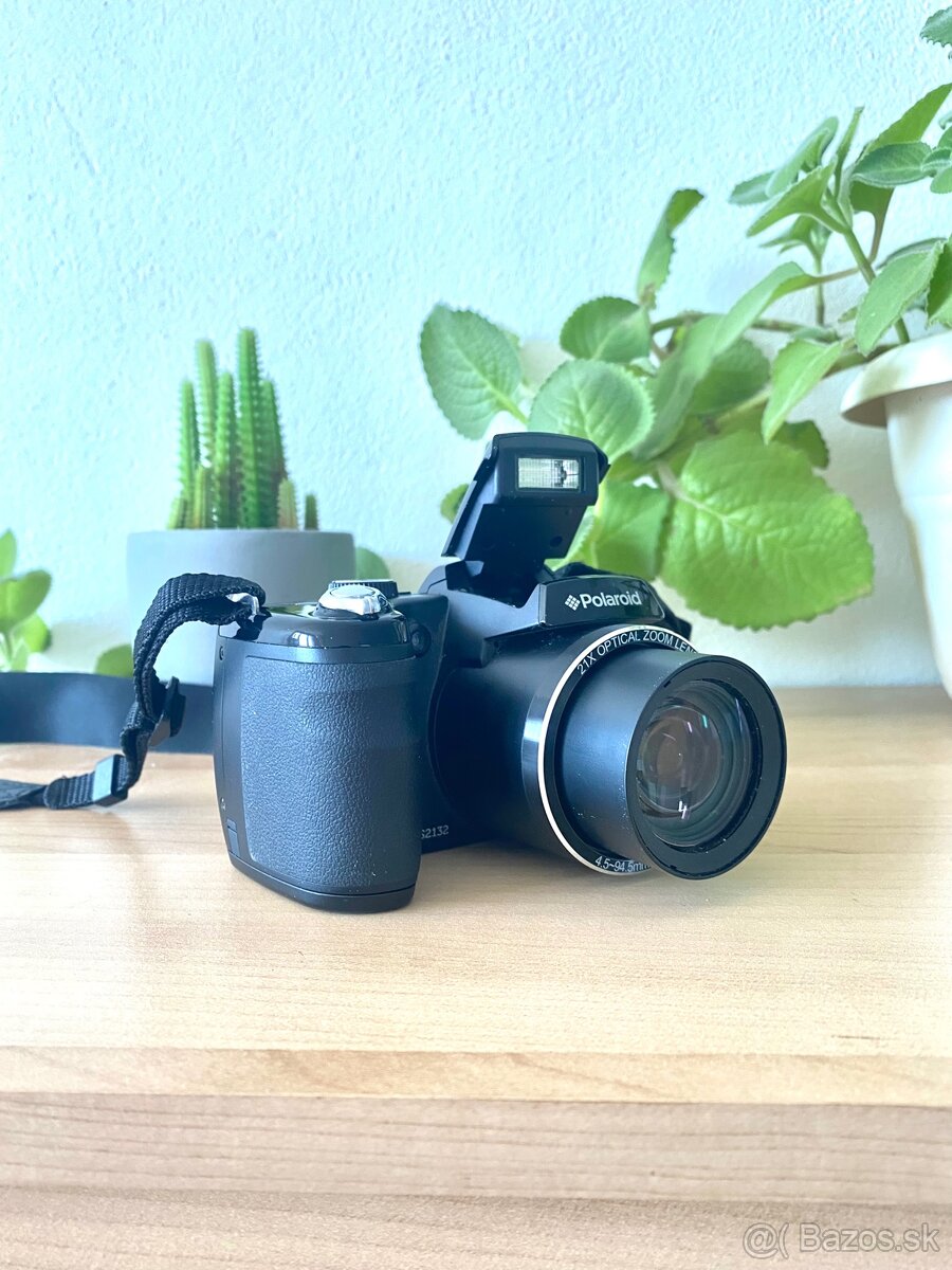 Polaroid fotoaparát