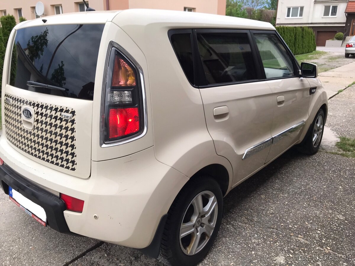 KIA Soul SUV 1.6 CRDI Diesel 94Kw rok výroby 2010