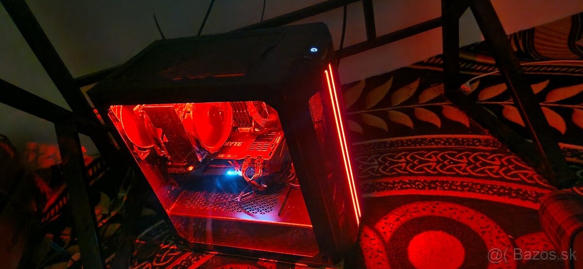 Počítač [RTX 3070 GeForce GIGABYTE]