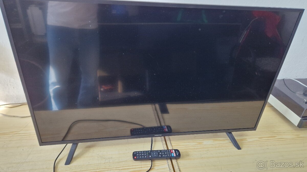 Hisense H43B7100