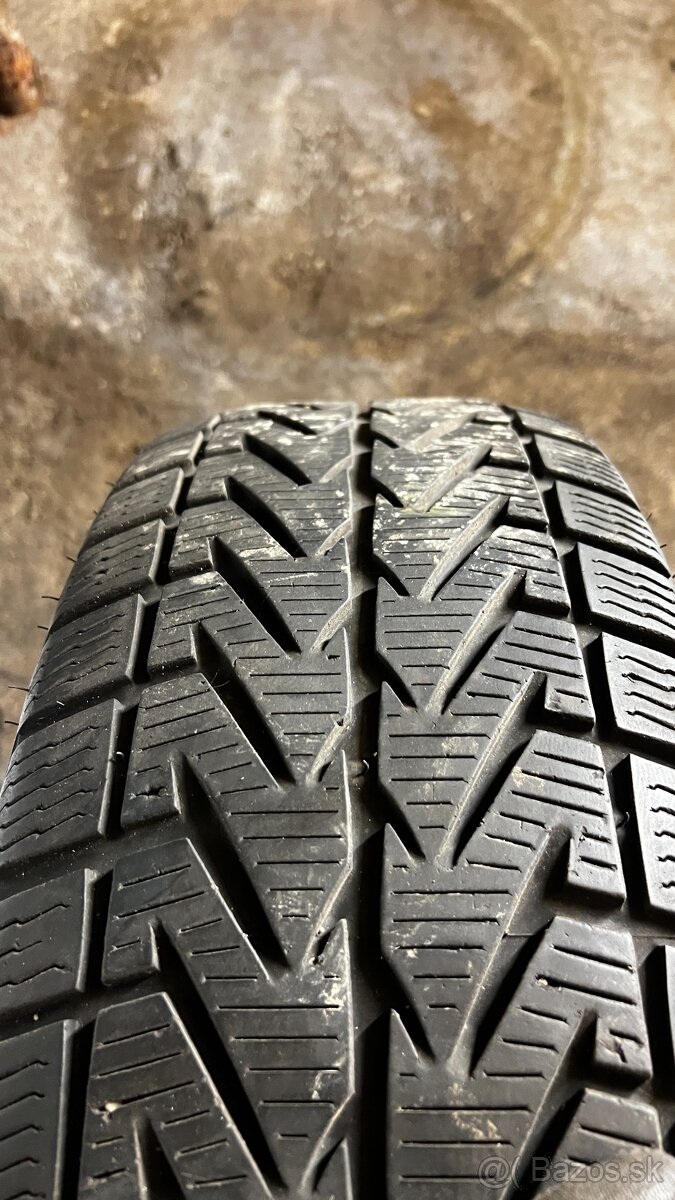 8.Vredestein Wintrac 4 225/65 R17
