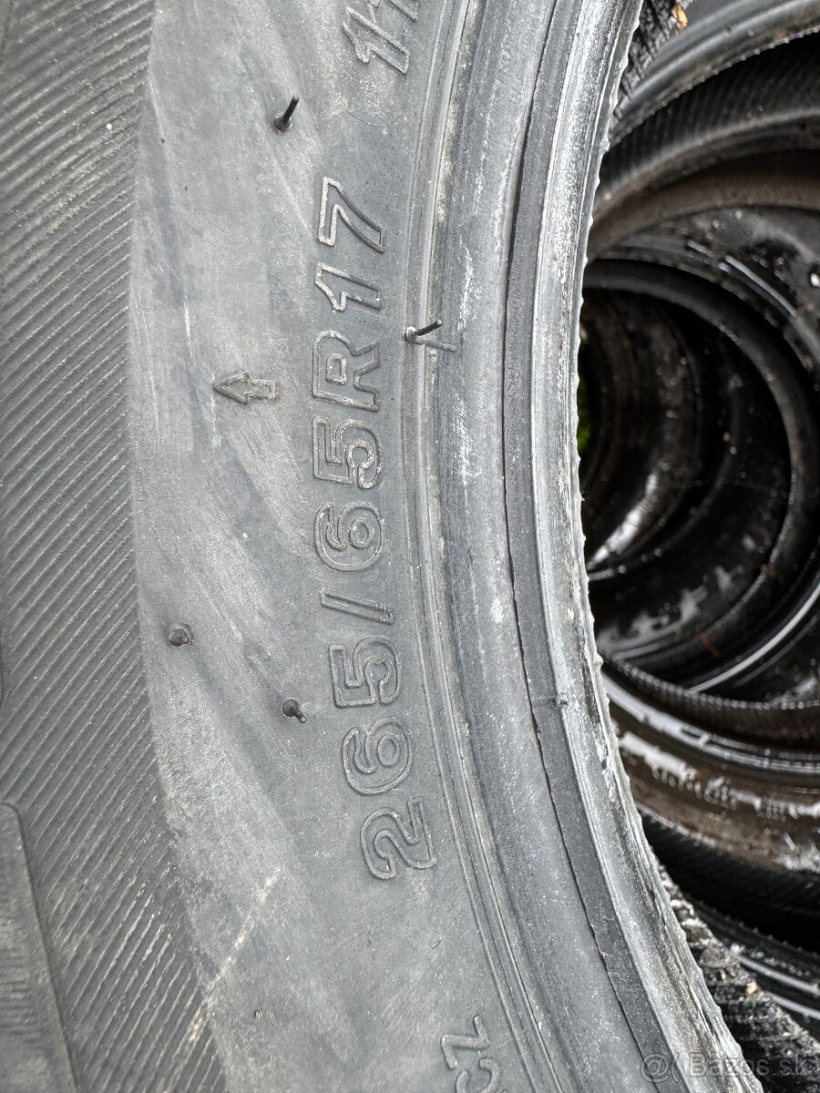265/65 r17