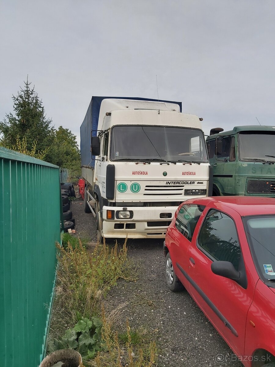 LIAZ 18.33 300