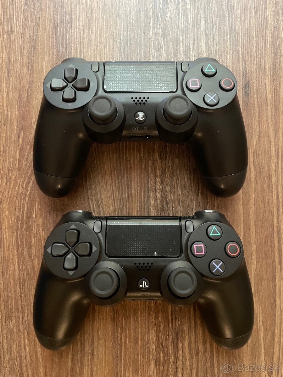 Čierne ovládače Ps4
