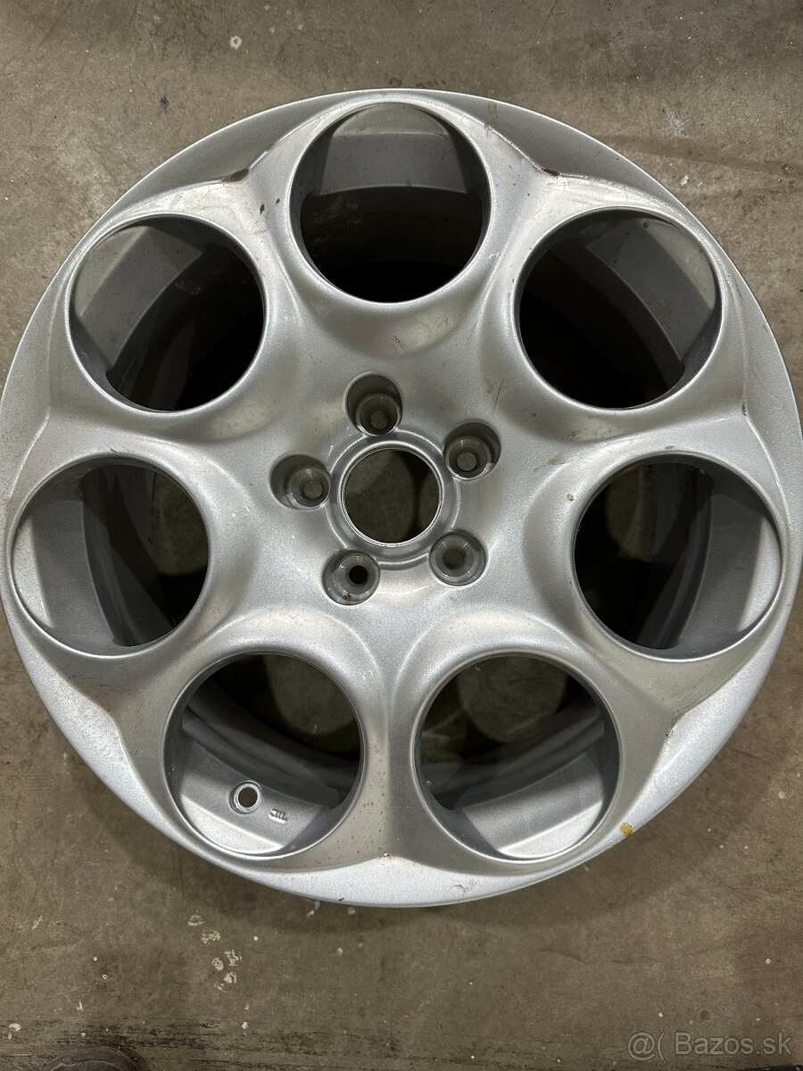 Hliníkový disk Alfa Romeo 17" 156093275 -nový