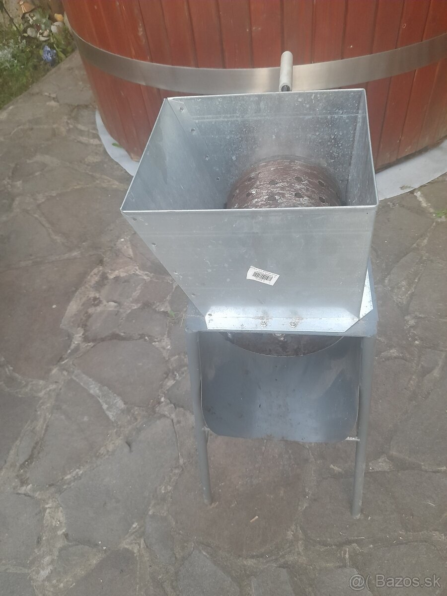 stojanová rezačka na kŕmnu repu