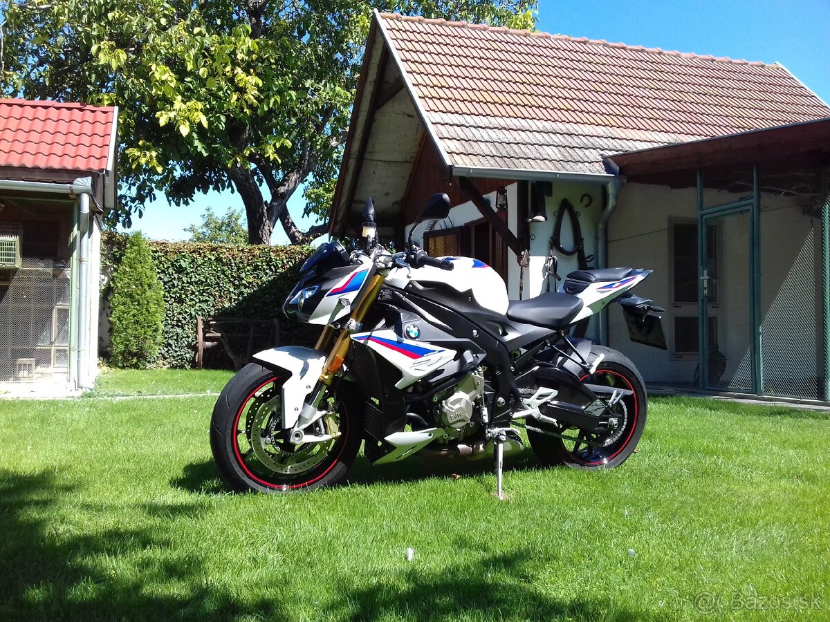 BMW S1000R