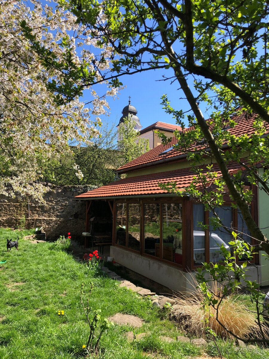 PREDAJ RODINNÉHO DOMU v centre Levoče