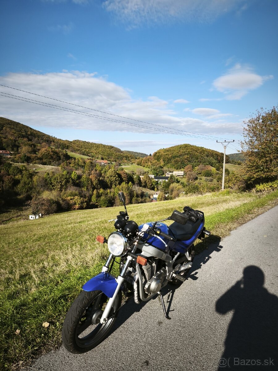 Suzuki GS 500e