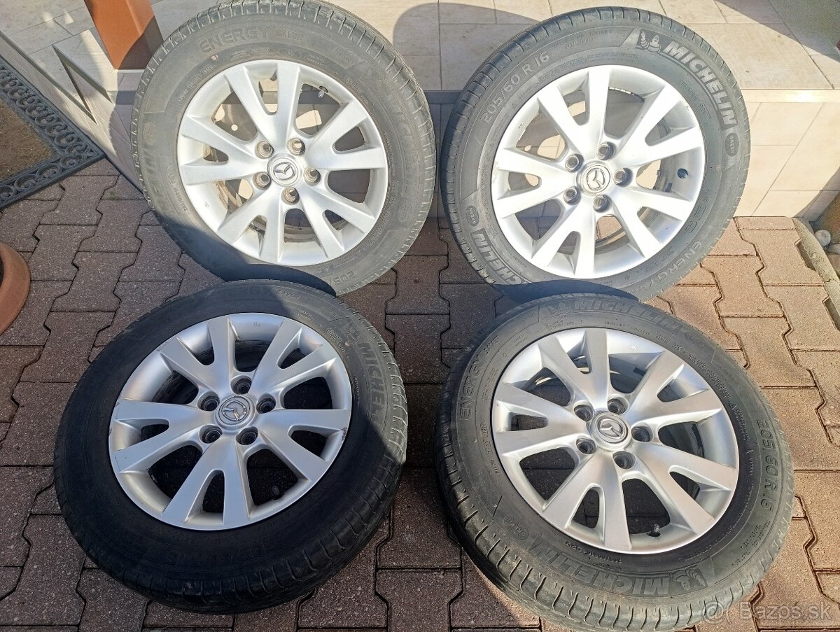 Mazda R16 ALU disky (výrobné číslo BK9965616560)