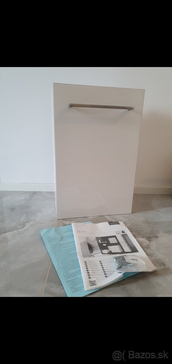 Umyvadlova skrinka Villeroy Boch 34x51x20