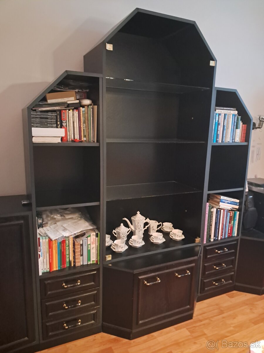 Darujem obývaciu stenu a sedačku