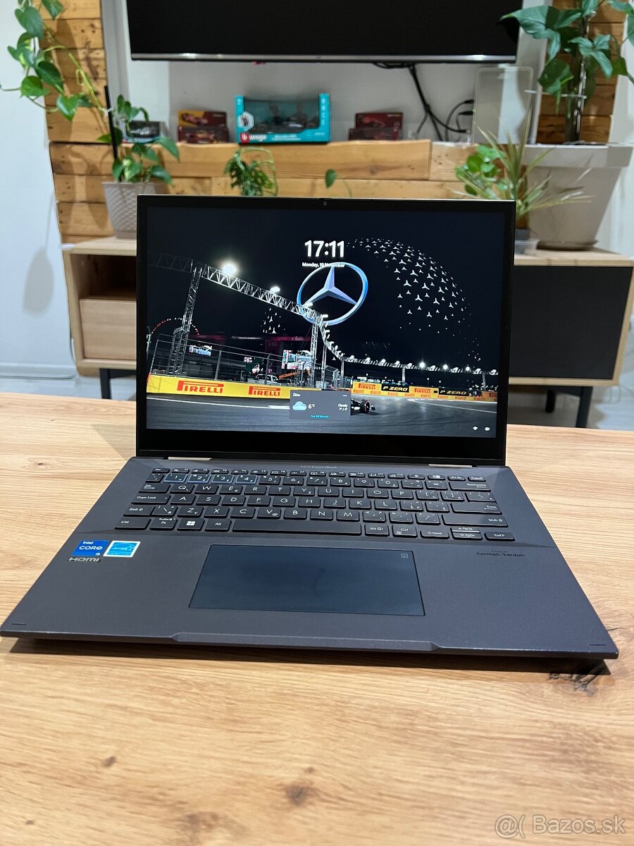 Asus Expertbook B7 Flip
