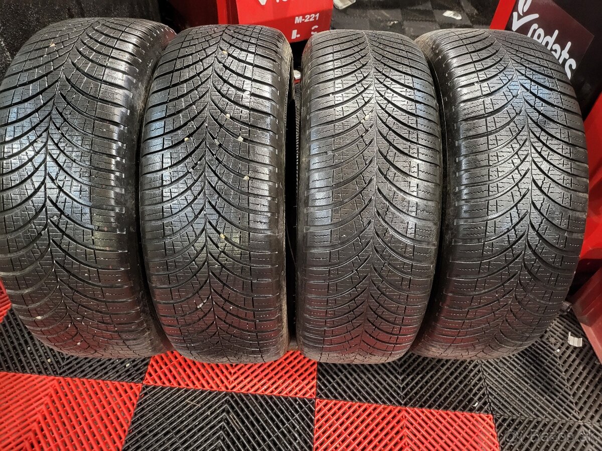 215/60 R17 Goodyear celorocne pneumatiky