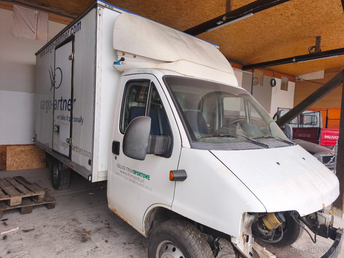 FIAT Ducato 2.3 JTD 81kW, hydraulické čelo