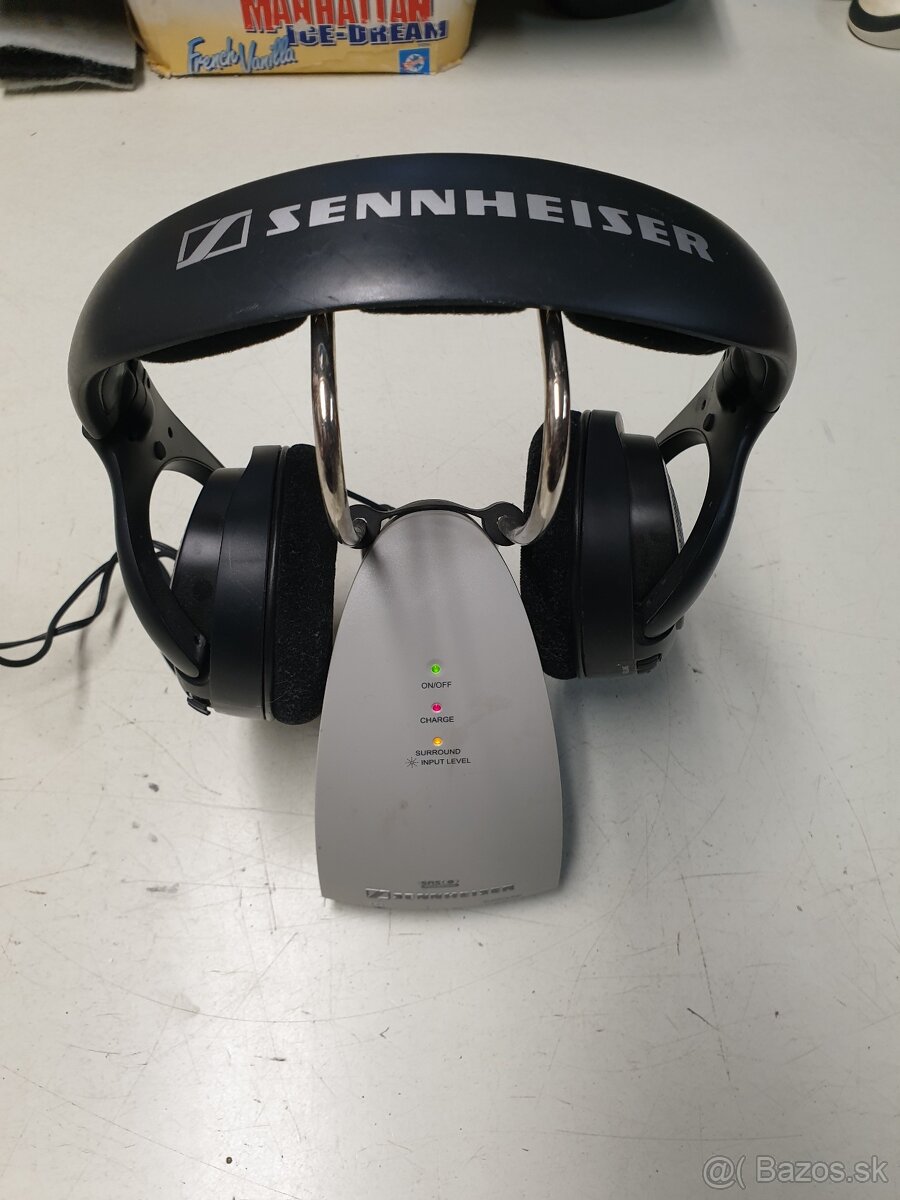 SENNHEISER