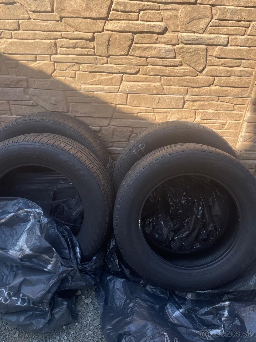 Letné pneumatiky Bridgestone 235/60R18