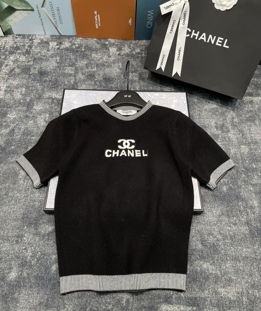 Dámsky svetrík Chanel
