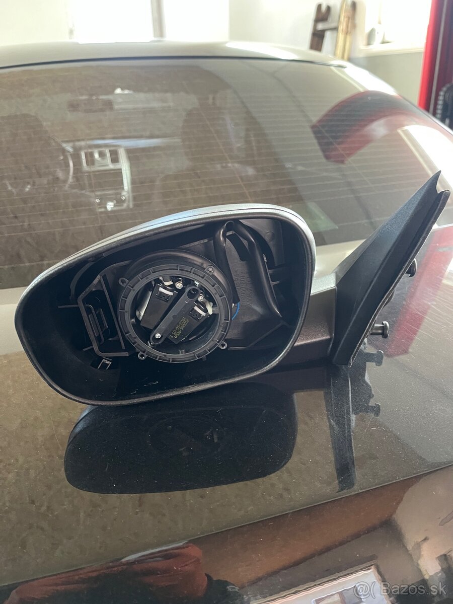Spätné zrkadlo chrysler 300c