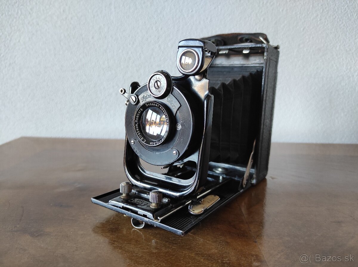 Starý fotoaparát Zeiss Ikon Derval