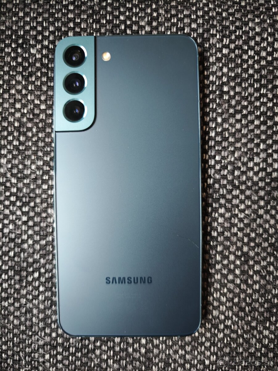 Predám Samsung Galaxy S22+ 256GB s príslušenstvom