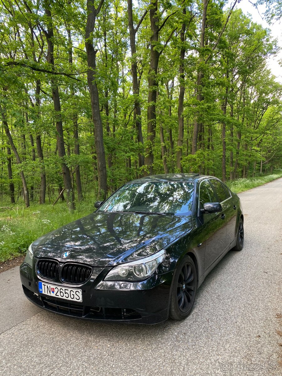 BMW E60 520i