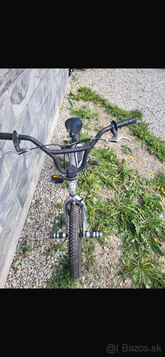 BMX bicykel