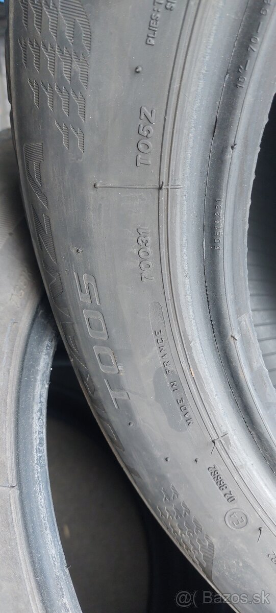 Predam letne pneu 2x 205/55R16 Bridgestone