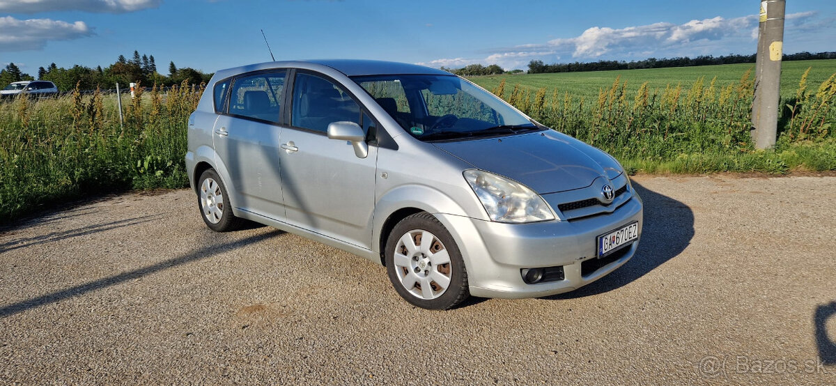 Toyota Corolla Verso 2.2 D-4D