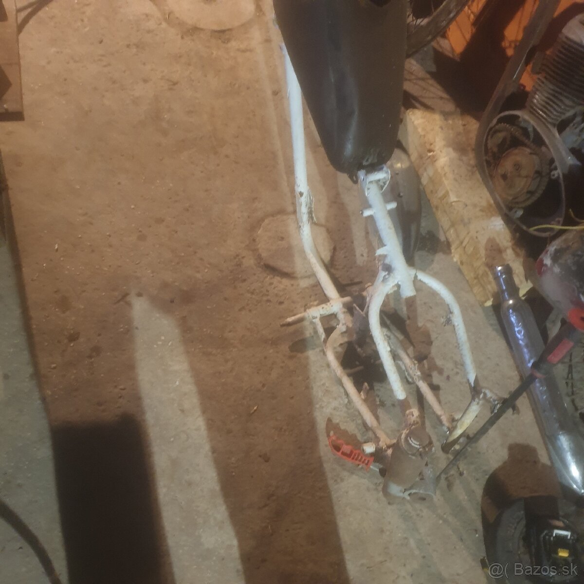 Predam diely jawa 98 a 125a pripadne 150c