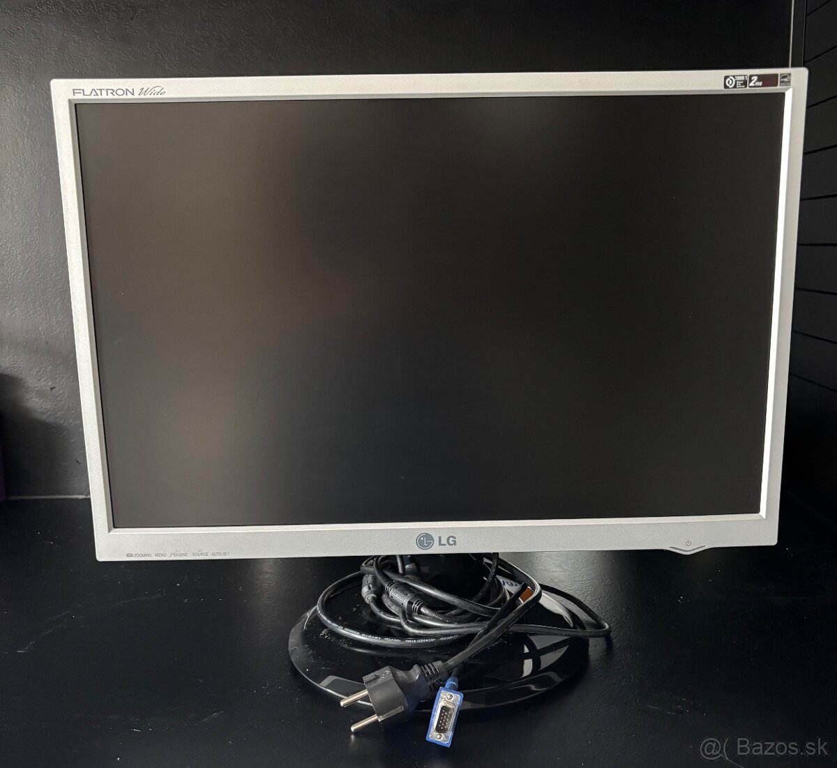 LG Flatron Wide monitor