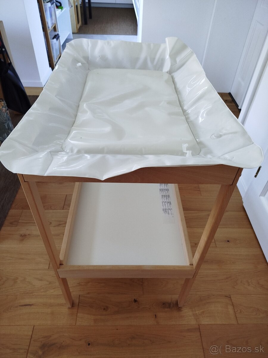 Prebaľovací pult IKEA Sniglar