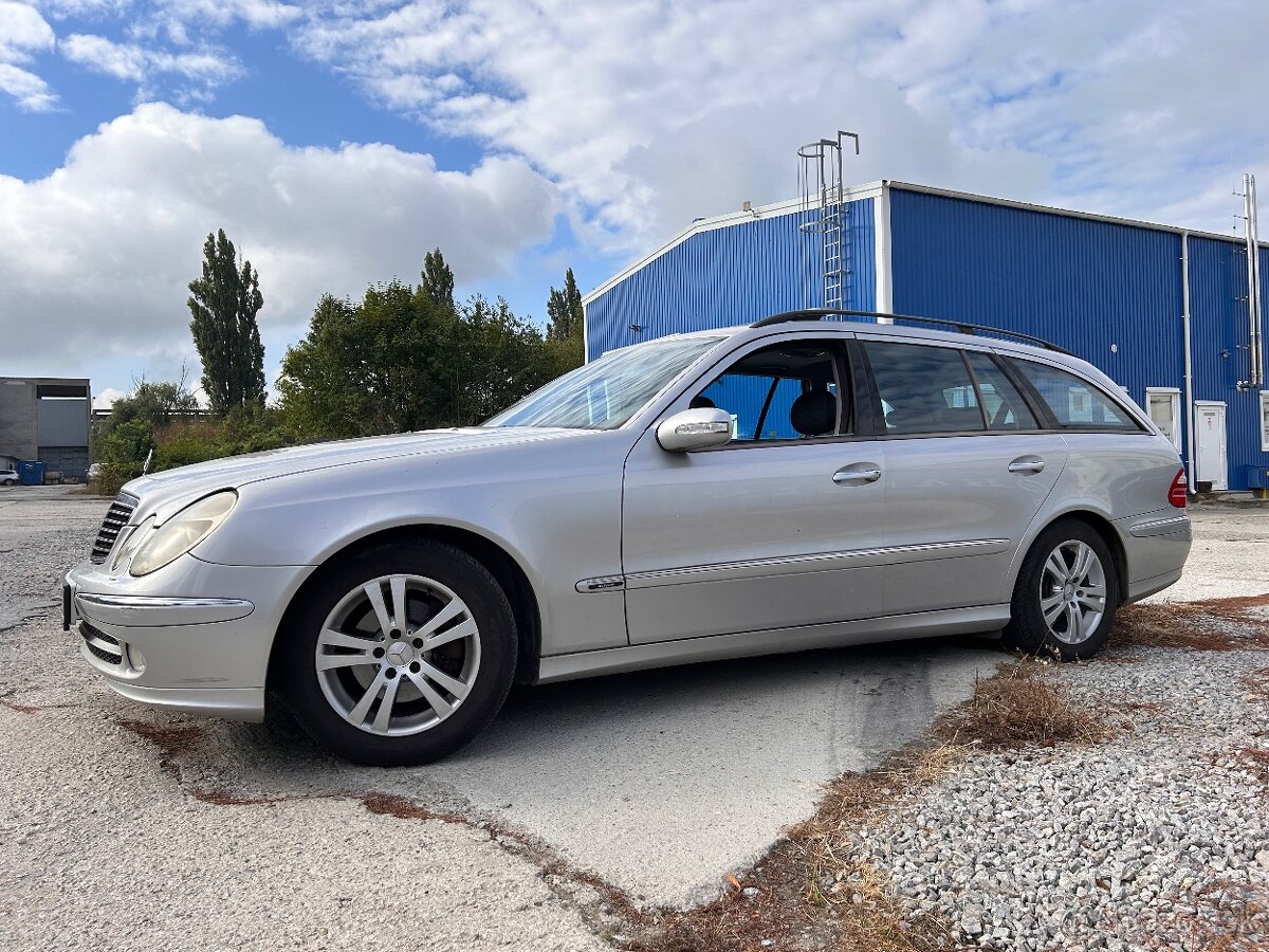 Mercedes-Benz E 270 CDI kombi