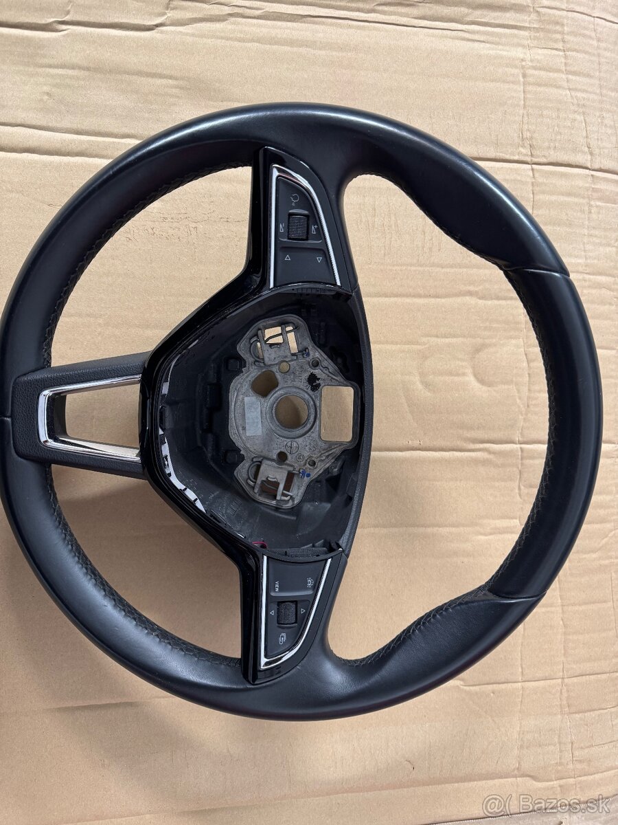 Miltifunkčný volant Škoda Octavia3 Kodiaq