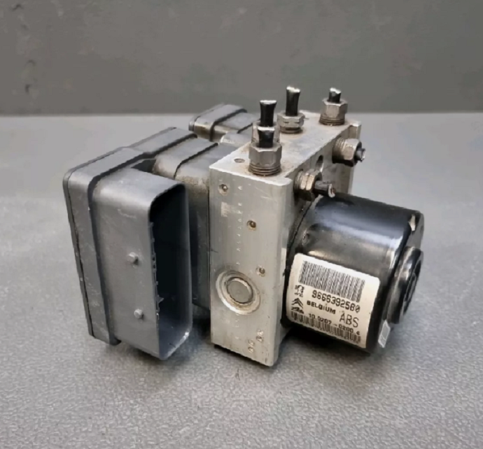 ABS kocka Citroen C3 II 9666392580