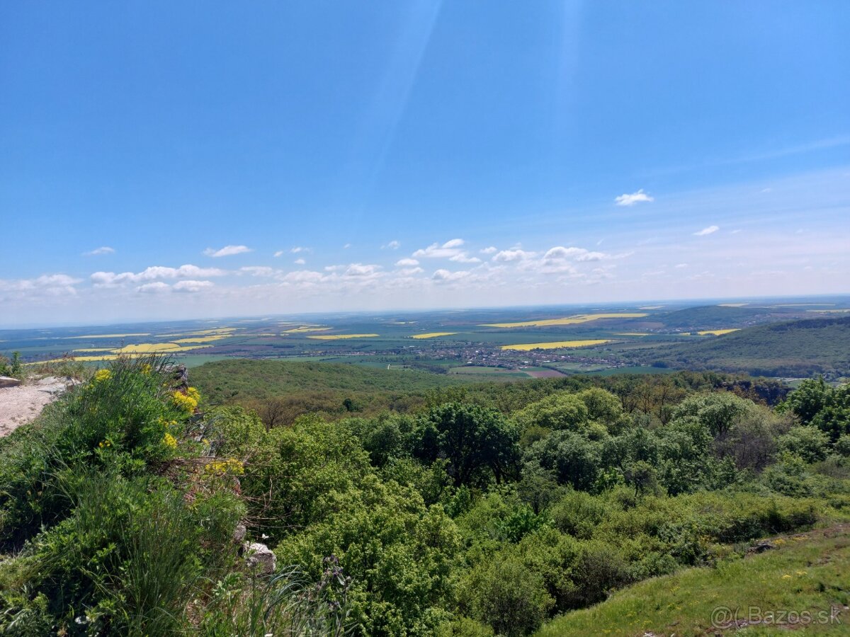 Predám veľký dom v Kostoľanoch pod Tríbečom blízko Nitry