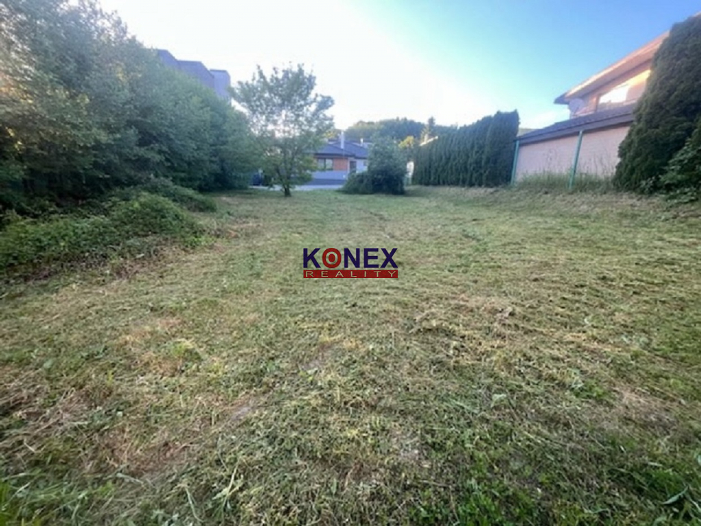 Lukratívny pozemok v mimoriadne vyhľadávanej lokalite na Šír