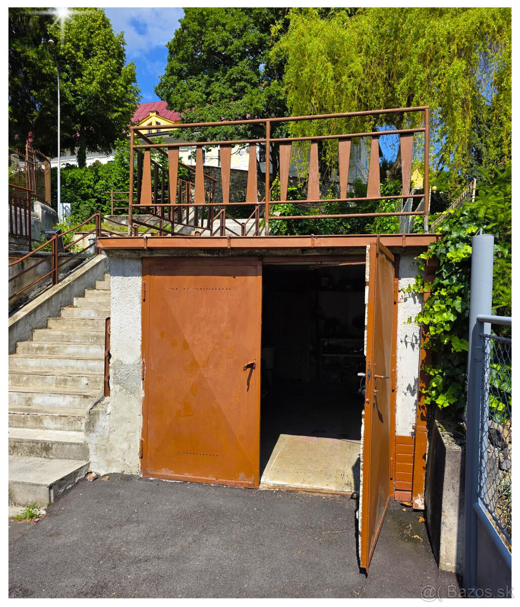 MUROVANÁ GARÁŽ / BB / PRIAME CENTRUM / STOLIČKOVA / DOHODA